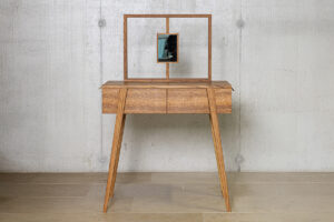 Bild 5: Der Schminktisch von Katharina Huter erhielt eine Auszeichnung in der Kategorie Tischler.