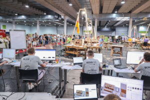 Tischler-Nachwuchs zeigt Können beim Bundeslehrlingswettbewerb in Graz.